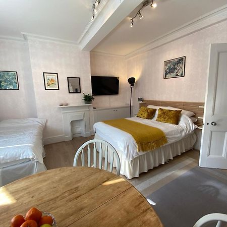 Deluxe Three Bed Bnb In Henley-On-Thames Near Station River & Town Centre エクステリア 写真