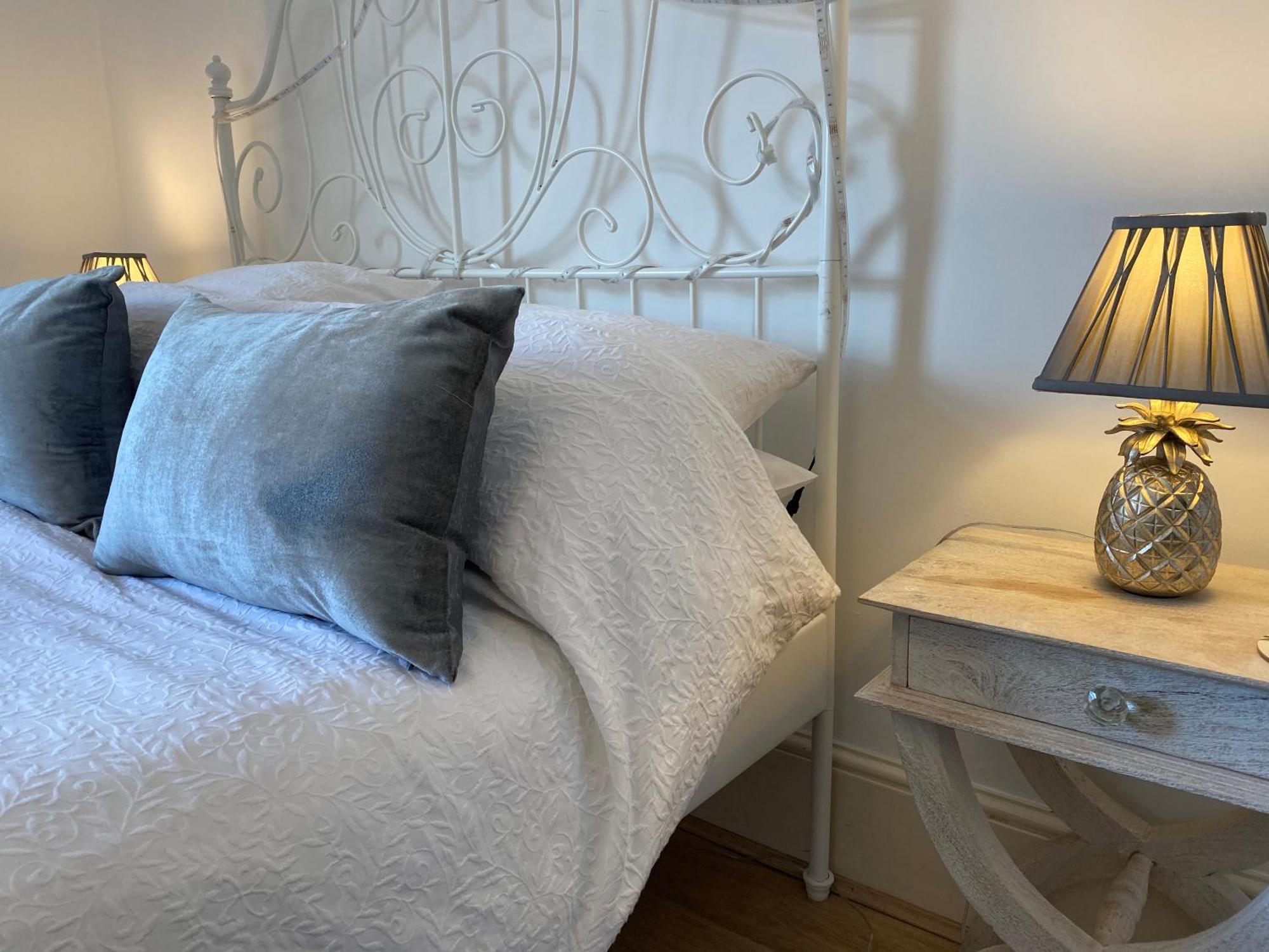 Deluxe Three Bed Bnb In Henley-On-Thames Near Station River & Town Centre エクステリア 写真
