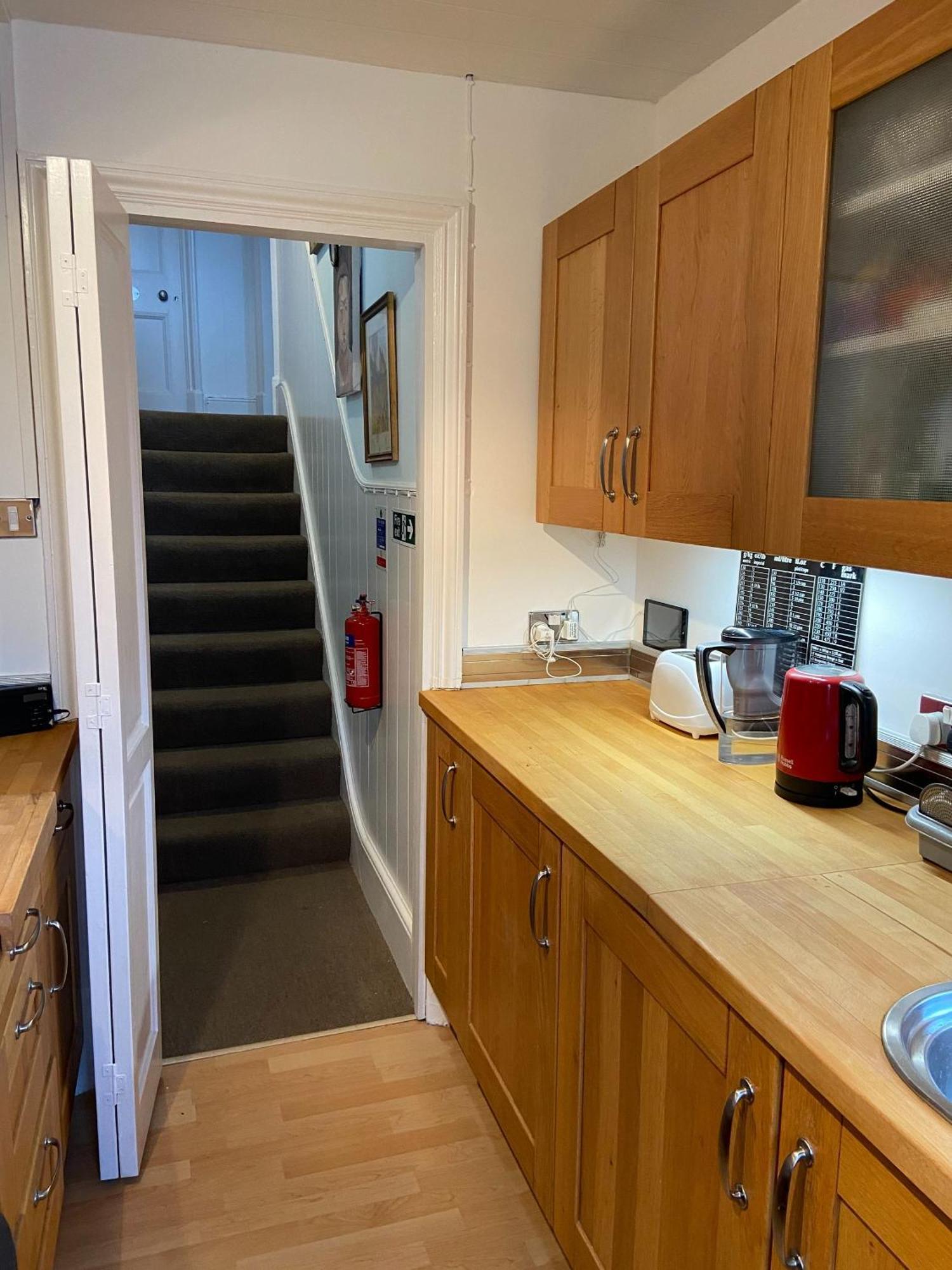 Deluxe Three Bed Bnb In Henley-On-Thames Near Station River & Town Centre エクステリア 写真