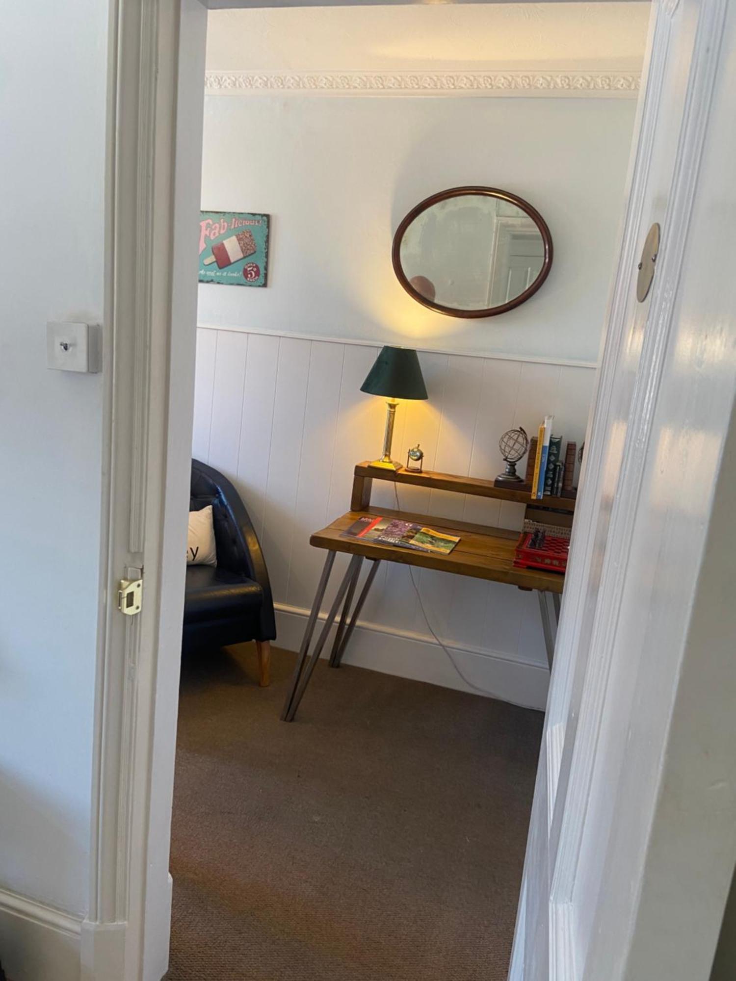 Deluxe Three Bed Bnb In Henley-On-Thames Near Station River & Town Centre エクステリア 写真